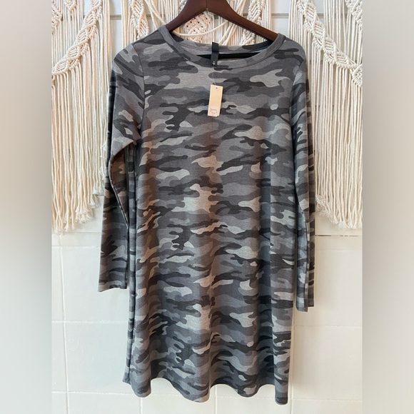 ALYA CAMO DRESS SIZE S - Picture 2 of 4